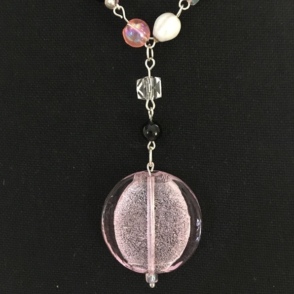 Black Pink White Necklace Pendant - Picture 3 of 6